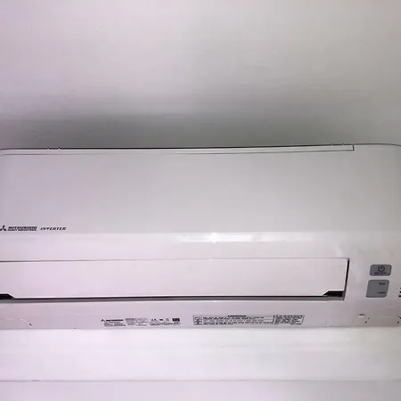 게스트하우스 Click & 토레몰리노스